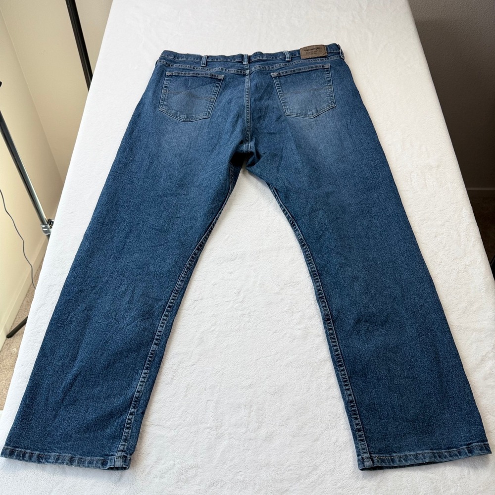 Wrangler‎ Authentics Straight Leg Mens Jeans 38x29 Blue Good Classic Denim - Picture 7 of 13